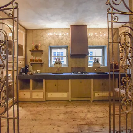 Vintage Escape With Modern Luxury, Cleaning Included Alphen (North Brabant)