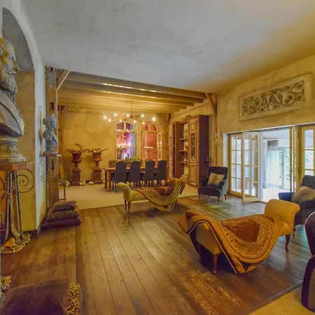 Vintage Escape With Modern Luxury, Cleaning Included Alphen (North Brabant)