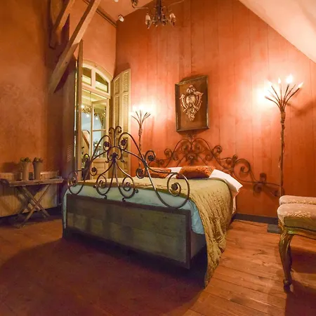 Vintage Escape With Modern Luxury, Cleaning Included * Alphen (North Brabant)